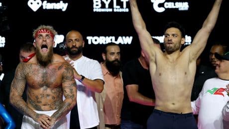 Boxer Julio César Chávez Jr. detained in Mexico after deportation for alleged cartel ties