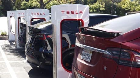 Todas las claves que avalan la seguridad de comprar un coche eléctrico