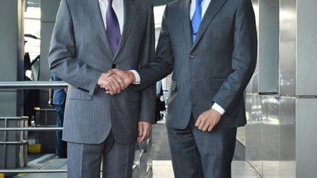 Signs of thaw as the Indian and Chinese foreign ministers meet in New Delhi