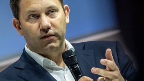 Haushaltswoche im Bundestag: Trotz enormer Schulden fehlen Klingbeil Milliarden