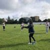 « Ça enlève du stress » : 50 demandeurs d’emploi et recruteurs réunis autour du rugby en Anjou