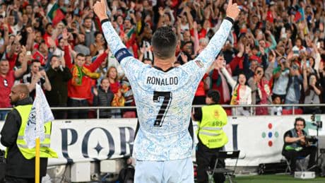 Cristiano Ronaldo yine boş geçmedi! 40 yaşında müthiş gol
