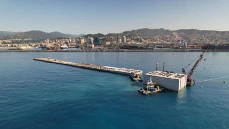 Nuova Diga, Webuild: “Posizionato il dodicesimo cassone, a fine agosto partirà la costruzione di quelli più grandi”
