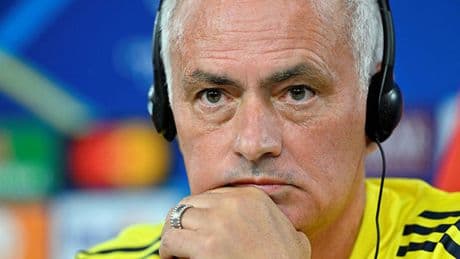 Jose Mourinho'dan olay yanıt: 'Transfer yapacağımızı düşünmüyorum!'