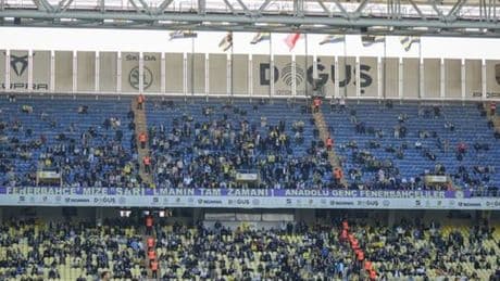Fenerbahçe tribünleri boş kaldı