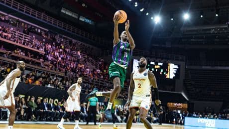 Tyson Carter se cuela en el Olimpo con su MVP