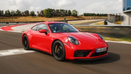 Porsche 911 GTS, la strada e la pista