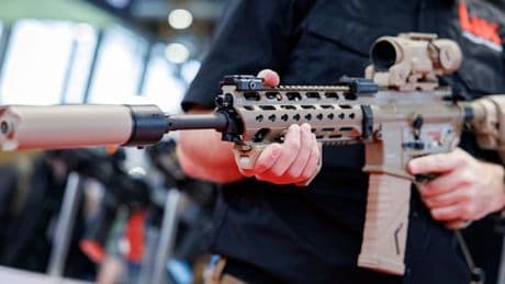 Der mysteriöse Eigentümerwechsel beim deutschen Sturmgewehr-Lieferanten Heckler & Koch