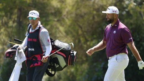 El viento frena a Rahm en Valderrama cuando estaba a un golpe del liderato