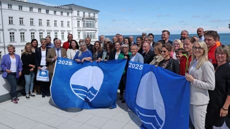 Auszeichnungen: Blaue Flagge für 27 Badestellen und sechs Häfen in MV