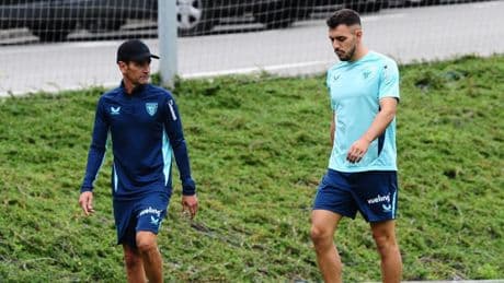 Paredes se ejercita al margen y Rincón pone rumbo a Girona