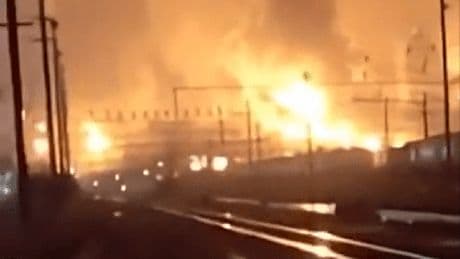 Ukraine-Krieg: Drohnenangriff in Rostow – Bahndrehkreuz Tatsinkaja brennt
