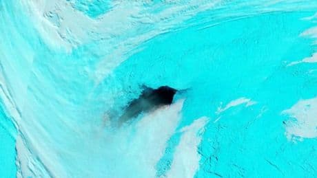 Huge hole the size of Switzerland appears in Antarctica ice