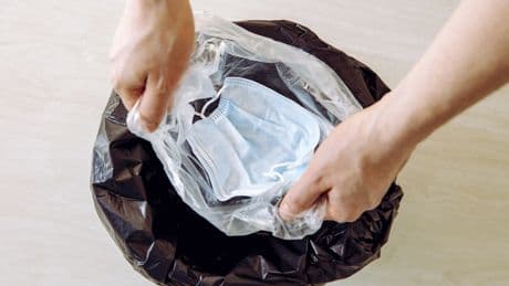 Einfacher Handgriff: So wechseln Sie Müllbeutel richtig schnell