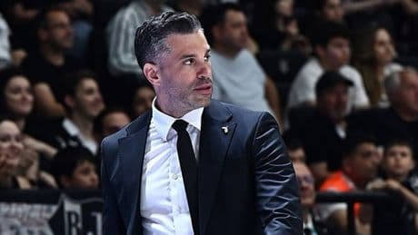 Beşiktaş Fibabanka Başantrenörü Dusan Alimpijevic'ten Anadolu Efes karşılaşması sonrası açıklama: Daha fazla konuşursam bu röportajı durdurmak zorunda kalacağız