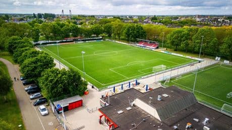 Scheidsrechter mishandeld bij jeugdvoetbalwedstrijd, coach aangehouden