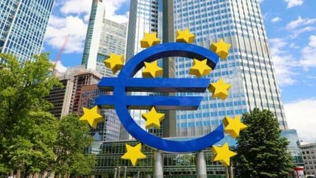 Dazi, Bce: «Rischio destabilizzazione mercati. Impatti su imprese, famiglie e banche Ue»