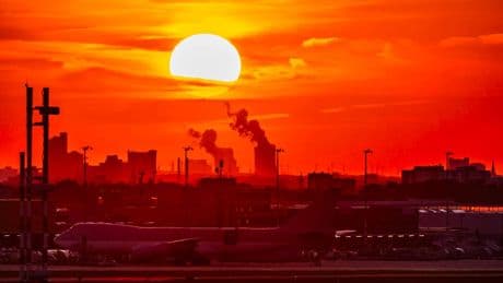 18 Prozent mehr Passagiere: Flughafen Weeze boomt – Köln/Bonn schwächelt