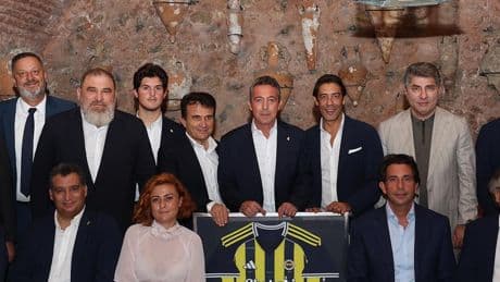 Fenerbahçe, Benfica yöneticilerini ağırladı!