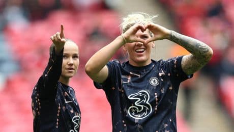 'The Sun': Millie Bright planta a su prometido y se va con su entrenador personal