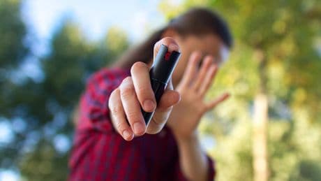 Praat mee: Moet pepperspray gelegaliseerd worden?