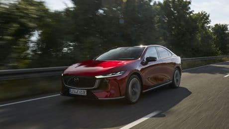 Mazda 6e: come va su strada la berlina elettrica giapponese (con tecnologia cinese)