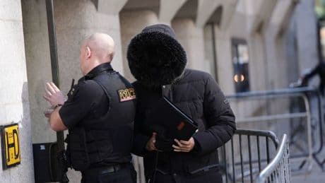 GCHQ intern who downloaded secrets and names of spies onto phone learns fate