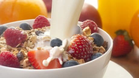 ¿Qué se añade primero, los cereales o la leche? Esto es lo que dice la ciencia