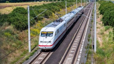 Neue Zugplattform: Testzug fährt Tempo 405 zwischen Erfurt und Leipzig