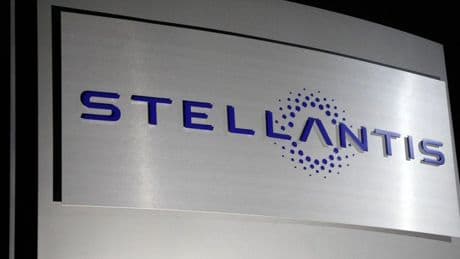 Stellantis pierde 2.300 millones en el primer semestre en plena crisis de la automoción