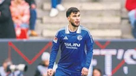 Onur’un yerine Mehmet Can