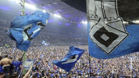 Bundesliga'da izdiham: 26 taraftar yaralandı