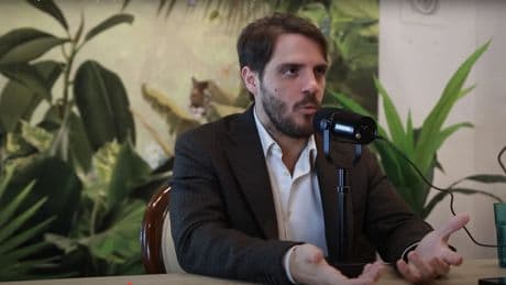 Buenaventura del Charco, psicólogo: “Uno de los mayores factores de protección para prevenir una enfermedad mental es no vivir precariamente y tener una red de apoyo emocional”