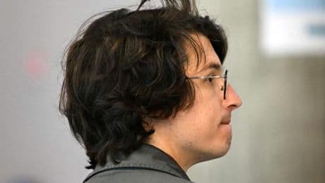 Au procès de Bastien Vivès pour « fixation » d’images pédopornographiques, le ministère public sèchement désavoué par les juges