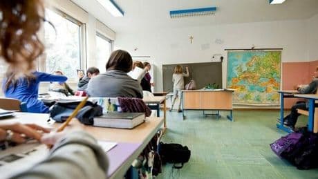 Calendario scolastico 2025/2026: quando si torna in classe, i ponti e le festività. Le date regione per regione