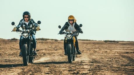 5 motos de 125 cc que se pueden conducir con el carnet B y permiten disfrutar tranquilamente de rutas de montaña sin grandes complicaciones