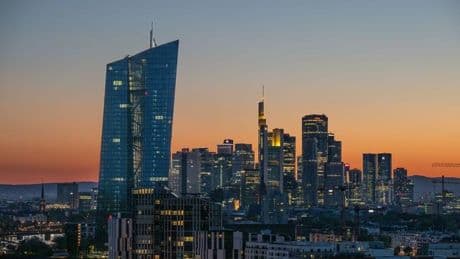 Urbanes Leben: Frankfurt sucht Gastronomen für die "nette Toilette"