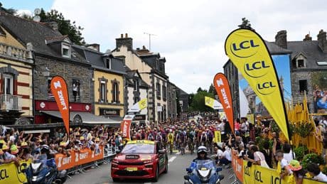 Live Tour de Femmes: sprintsters aan zet in vlakke derde etappe: kansen voor Lorena Wiebes