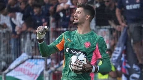 Überragende Elfer-Bilanz! - Vasilj ist St. Paulis Pokal-Retter