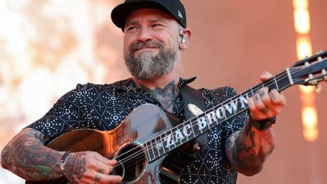 Country music star Zac Brown's weight-loss plan includes gaming, IV drips, and several foods he says he won't eat again