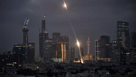 Nahost: Keine Entspannung in Sicht – Iran und Israel setzen Angriffe fort