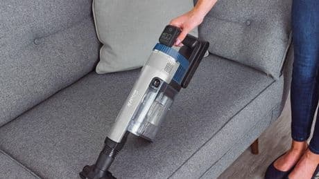 'Totally awesome' Shark Vacuum Cleaner perfect for pet hair slashed by £180