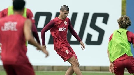Galatasaray'da Trabzonspor mesaisi sürüyor