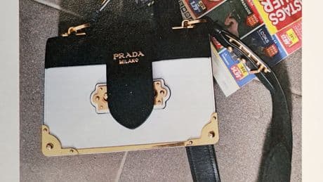 Notorischer Straftäter endlich verurteilt - Falscher Polizist raubt Prada-Tasche und iPhone