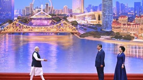 China’s Xi Hosts Modi and Putin for Summit Amid Anger Over Trump’s Tariffs
