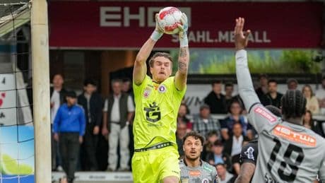 Als dritten Torwart - St. Pauli holt Ösi-Keeper Spari
