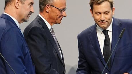 Bundespolitik: Union fordert SPD zum Sparen auf