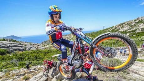 Toni Bou logra en Córcega su sexta victoria en siete pruebas