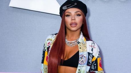 Pasgeboren tweeling Little mix-zangeres Jesy Nelson voor het eerst herenigd