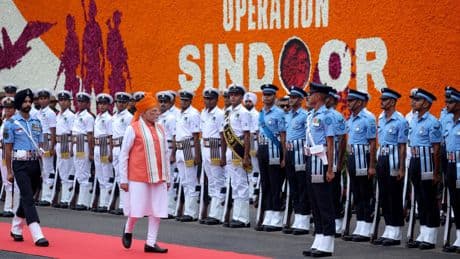 India anuncia un "potente" sistema de defensa aérea para "neutralizar ataques terroristas" tras el conflicto con Pakistán